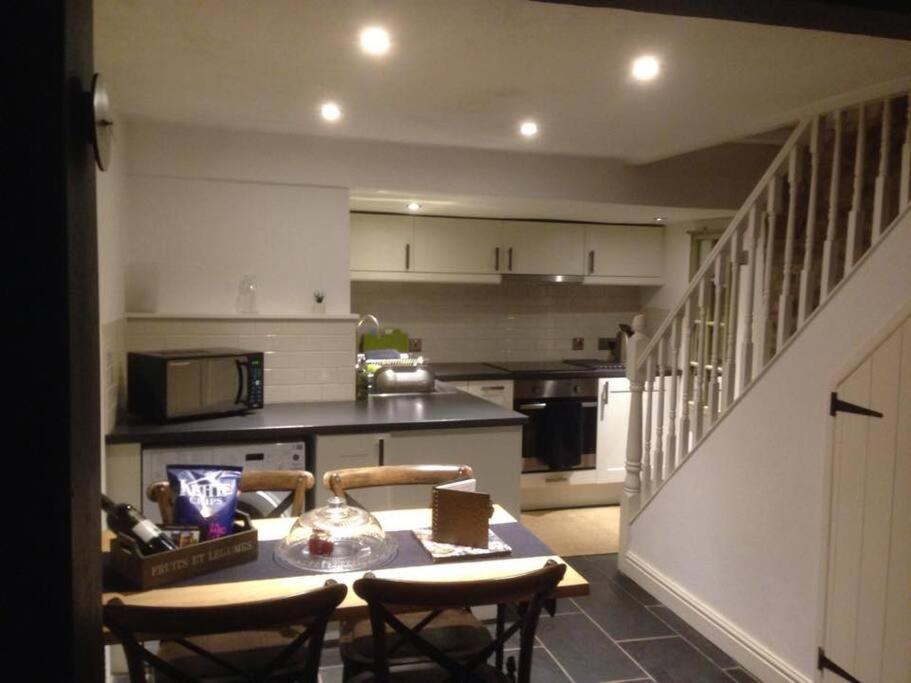 Honeysuckle Cottage Longnor  Екстер'єр фото